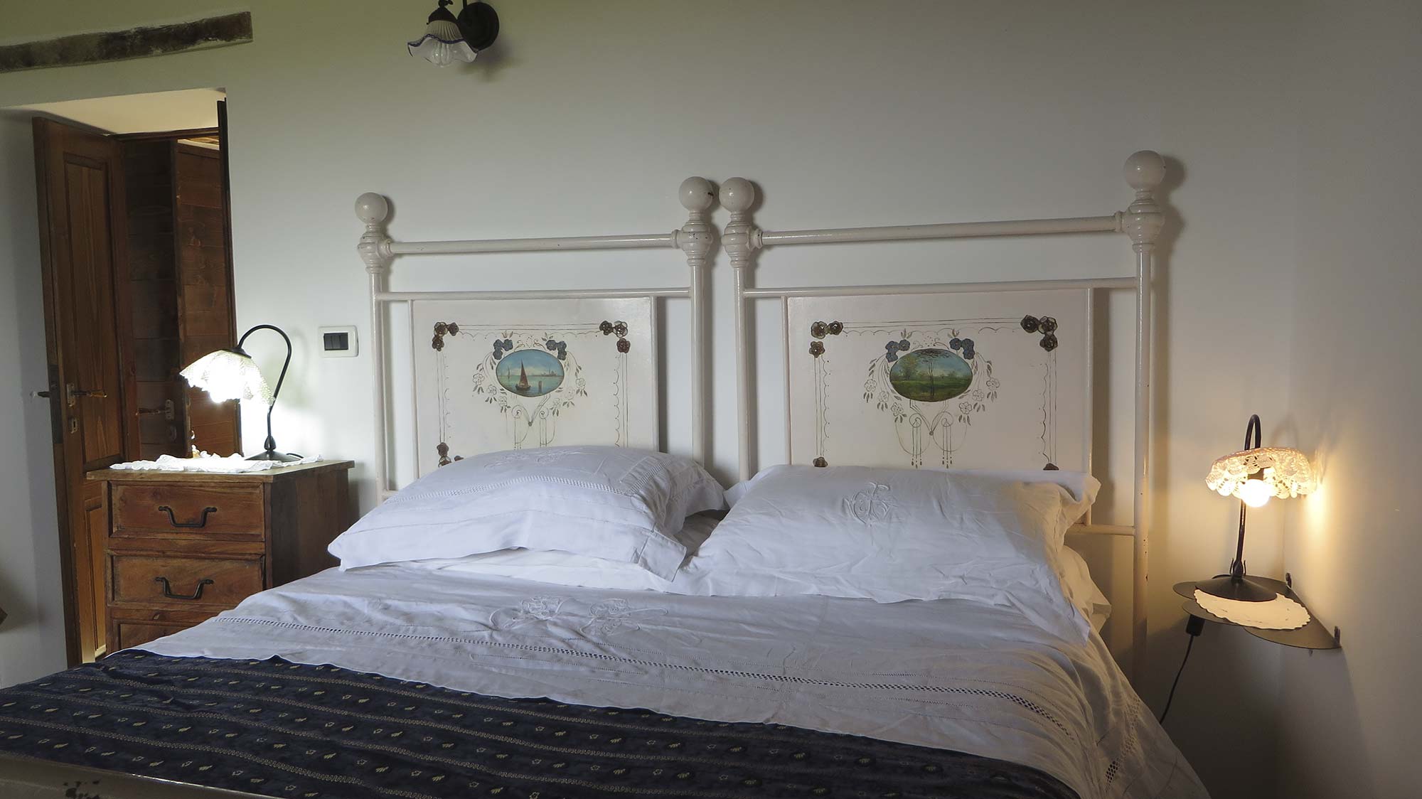 Apartment la torretta bedroom