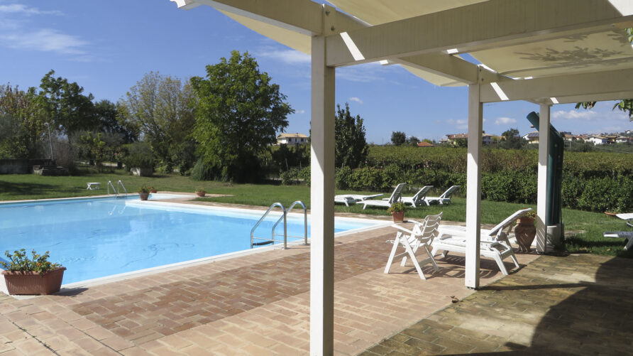 Torre Mannella swimming pool