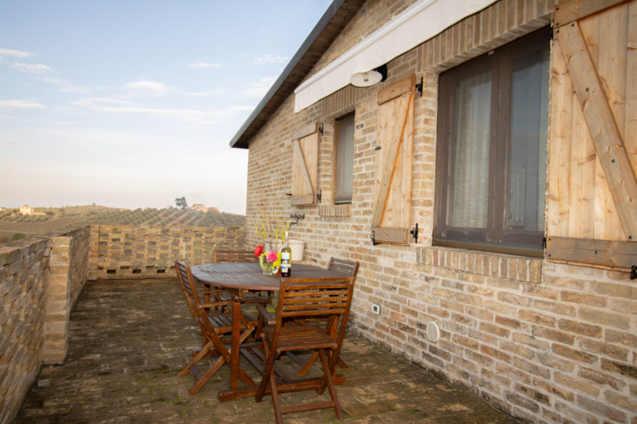 Italy Abruzzo Torre Mannella apartment La casa Di Dante terrace