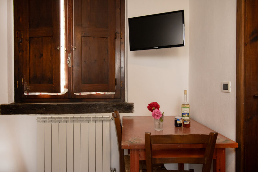 Italy Abruzzo Torre Mannella apartment stables