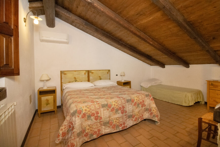 Italy Abruzzo Torre Mannella apartment stables bedroom